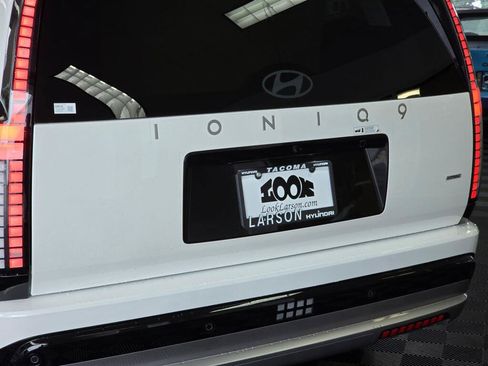 New 2026 Hyundai Ioniq 9 SEL AWD/4WD image 12