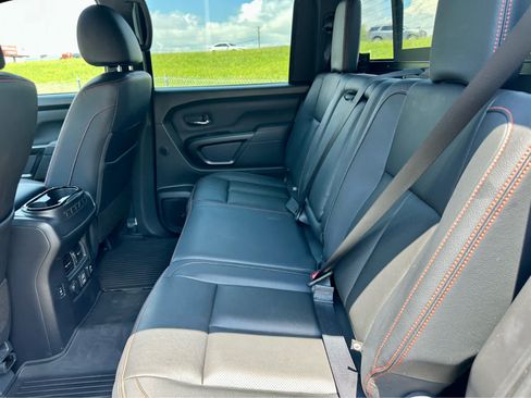 Used 2024 Nissan Titan PRO-4X w/ Pro-4x Convenience Package AWD/4WD image 13