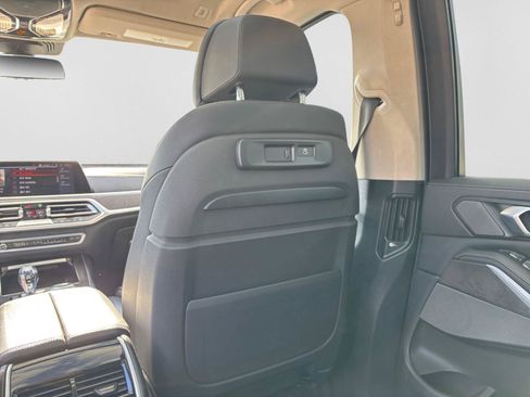 Used 2020 BMW X7 xDrive40i w/ Executive Package AWD/4WD image 42