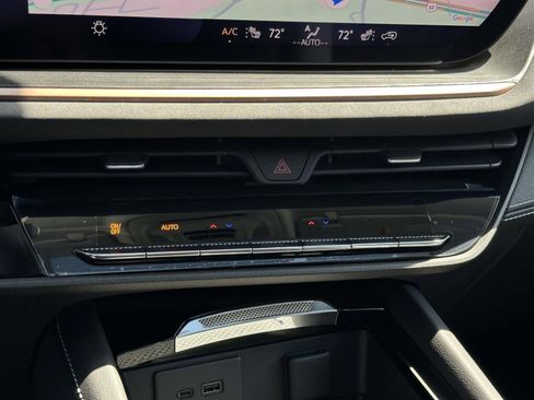 New 2025 Buick Envision Sport Touring image 5