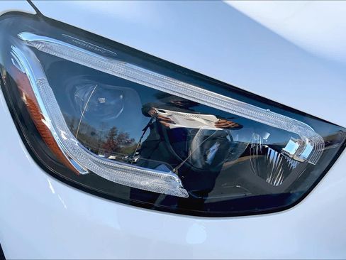 Used 2022 Mercedes-Benz GLC 300 4MATIC image 26