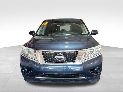 Used 2014 Nissan Pathfinder S FWD image 2