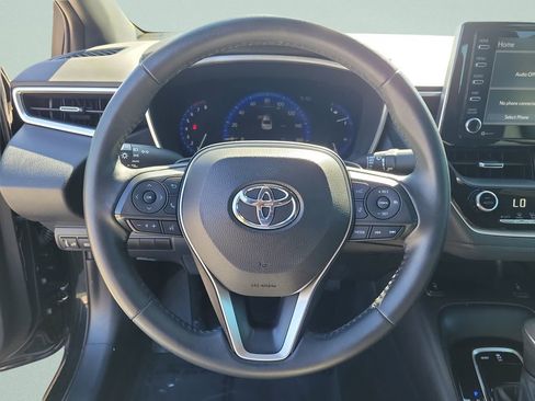 Used 2022 Toyota Corolla XSE image 18