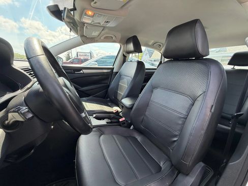 Used 2014 Volkswagen Passat 1.8T Wolfsburg Edition FWD image 10