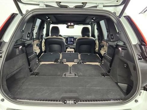Used 2026 Volvo XC90 B6 Plus w/ Protection Package AWD/4WD image 43