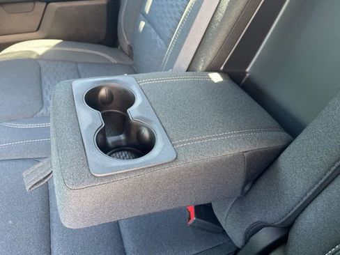 Used 2025 RAM 1500 Big Horn AWD/4WD image 30