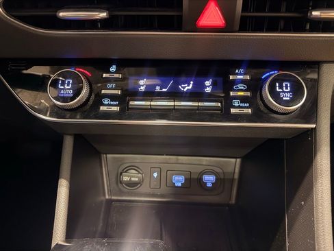 Used 2021 Hyundai Sonata Limited image 28