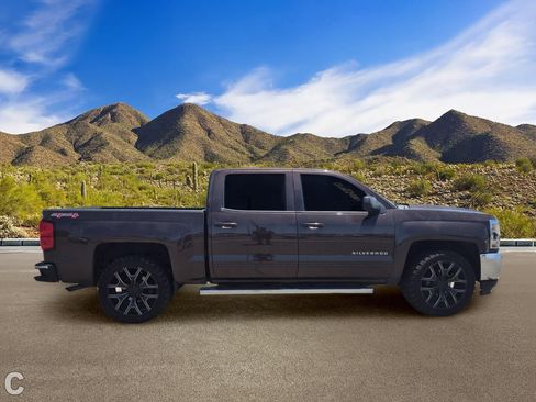Used 2016 Chevrolet Silverado 1500 LT w/ All Star Edition AWD/4WD image 7