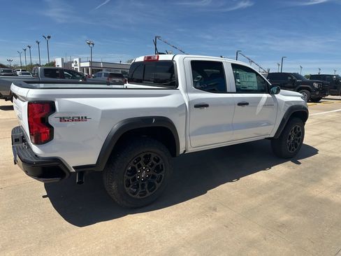 New 2026 Chevrolet Colorado Trail Boss AWD/4WD image 32