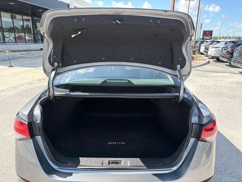 Used 2024 Nissan Sentra SV FWD image 45