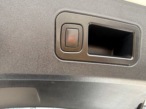 Used 2018 Tesla Model S 75D AWD/4WD image 18