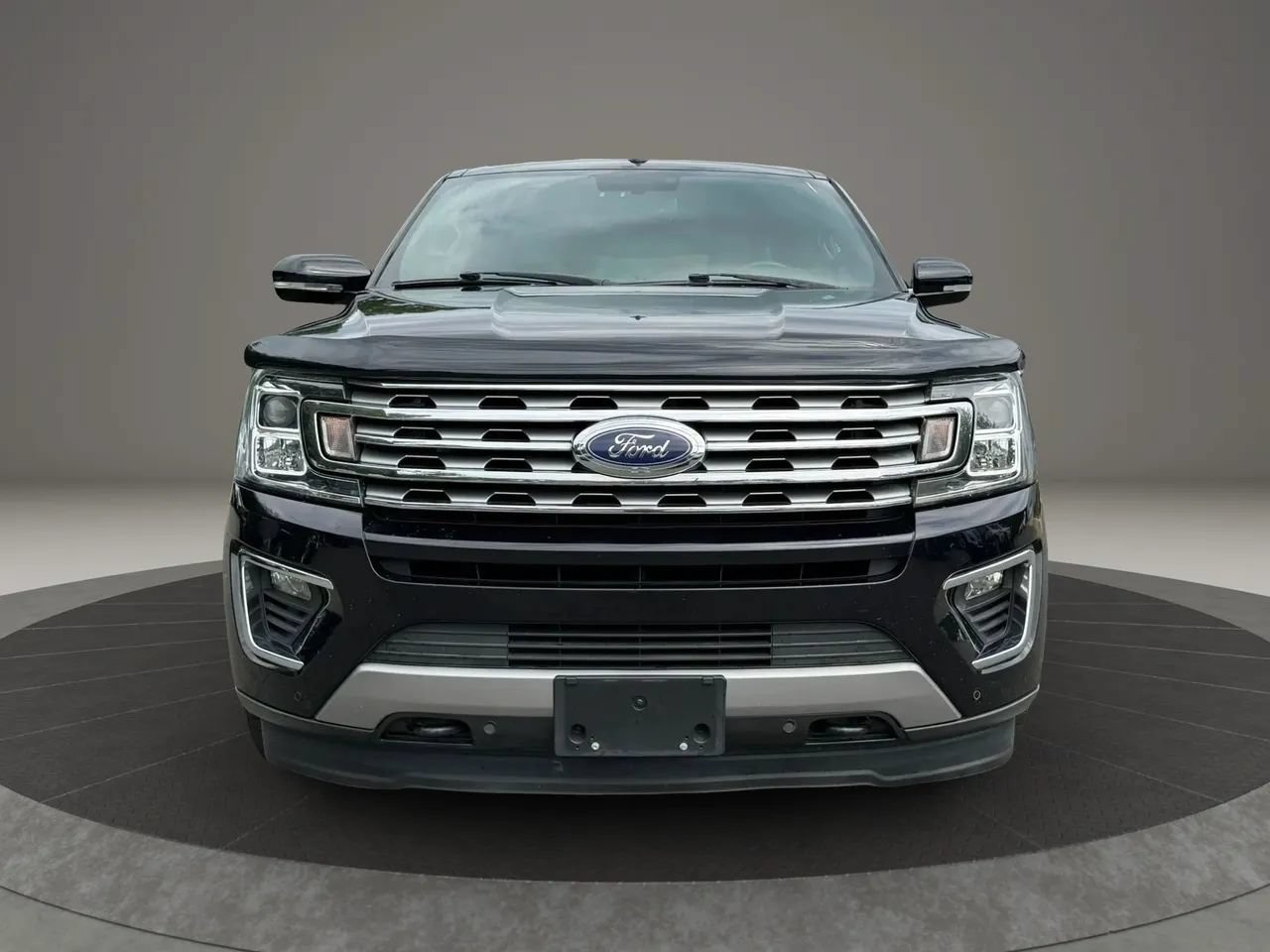 Used 2019 Ford Expedition Max Limited AWD/4WD image 2