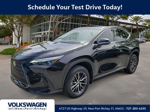 Used 2025 Lexus NX 250 FWD w/ Towing Package (2000 Lbs) image 1