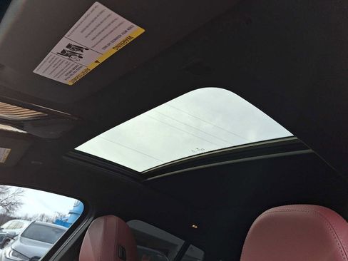 Used 2023 BMW X4 xDrive30i w/ M Sport Package image 14