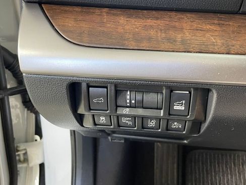 Used 2019 Subaru Outback 3.6R Limited w/ Protection Package #1 AWD/4WD image 15