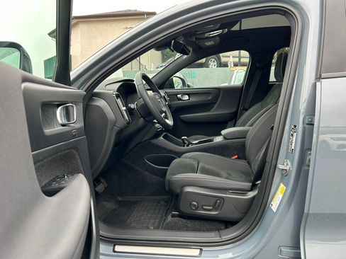 Used 2023 Volvo C40 P8 Recharge Plus w/ Climate Package AWD/4WD image 11