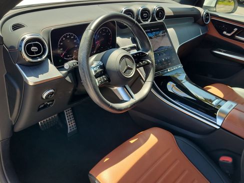 Used 2024 Mercedes-Benz GLC 300 image 18