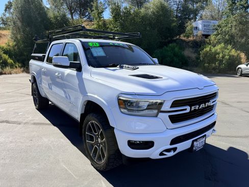 Used 2021 RAM 1500 Laramie AWD/4WD image 4