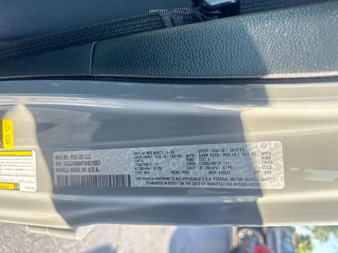 Certified 2023 Jeep Wrangler Unlimited w/ Sun & Screen Package AWD/4WD image 36