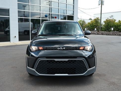 Used 2024 Kia Soul LX w/ Option Group 015 FWD image 2