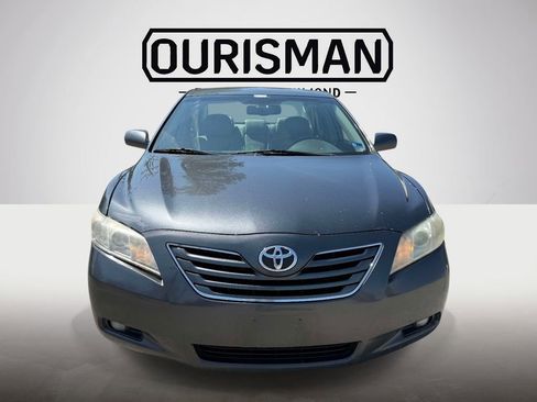 Used 2007 Toyota Camry XLE image 2