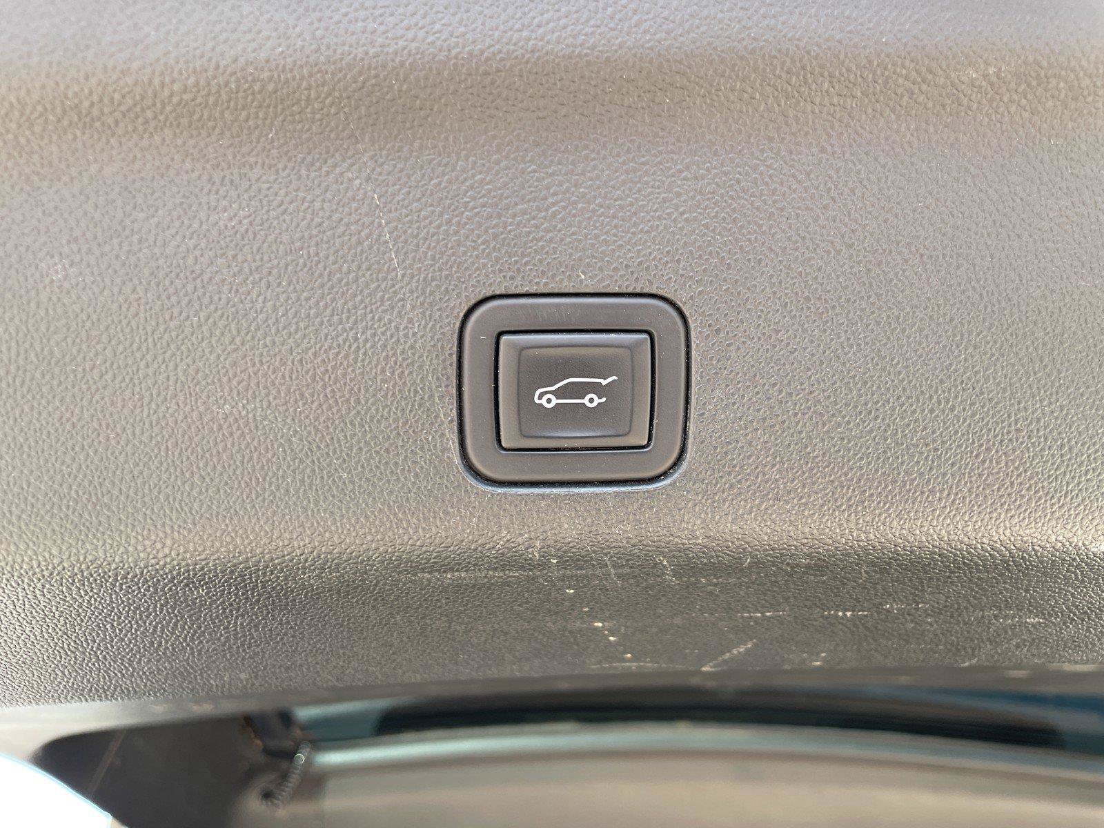 Used 2023 Chevrolet Tahoe RST w/ Luxury Package RWD image 29
