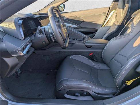 Certified 2024 Chevrolet Corvette Stingray Coupe w/ 1LT image 18