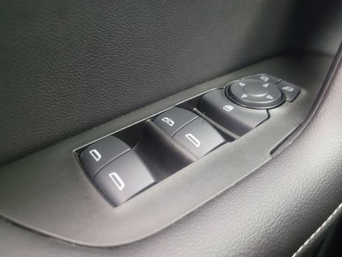 Used 2024 Chevrolet Blazer LT w/ Convenience Package FWD image 27