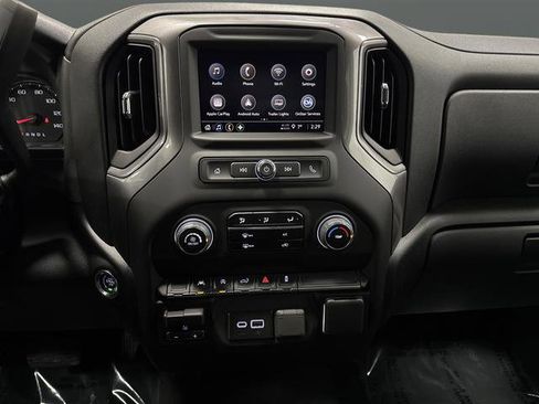 Used 2025 Chevrolet Silverado 1500 Custom image 7