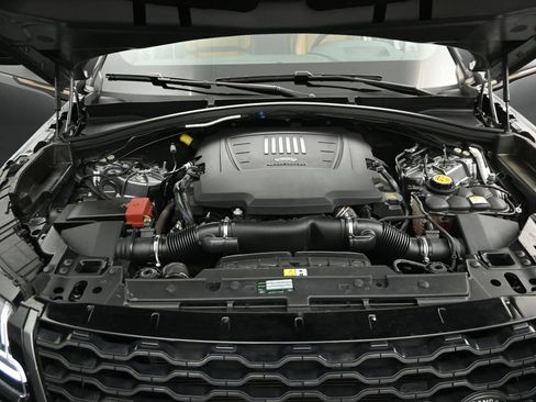 Used 2020 Land Rover Range Rover Velar R-Dynamic HSE image 32