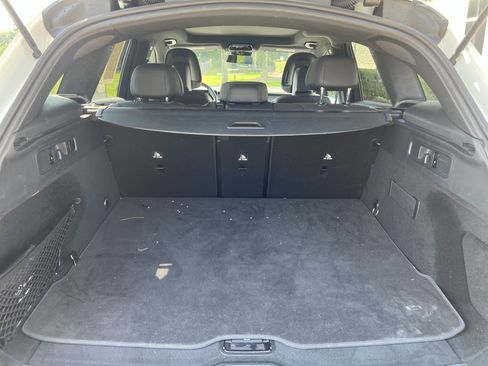 Certified 2025 Mercedes-Benz GLC 300 image 34