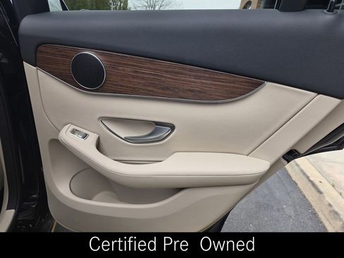 Certified 2022 Mercedes-Benz GLC 300 4MATIC image 35