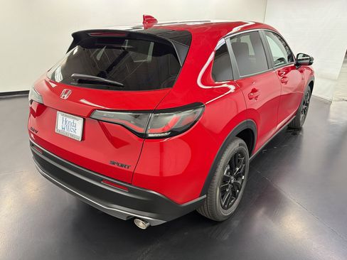 New 2027 Honda HR-V Sport image 9