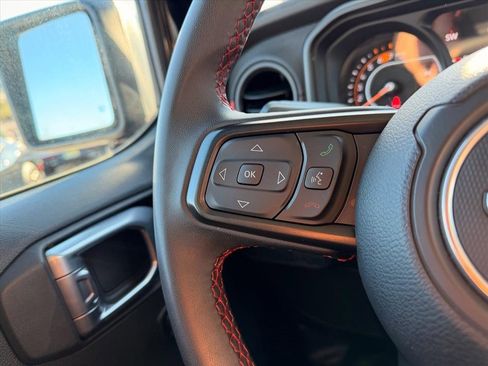 Used 2024 Jeep Wrangler Unlimited Rubicon image 18