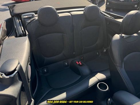 Used 2019 MINI Cooper S w/ Signature Upholstery Package FWD image 24