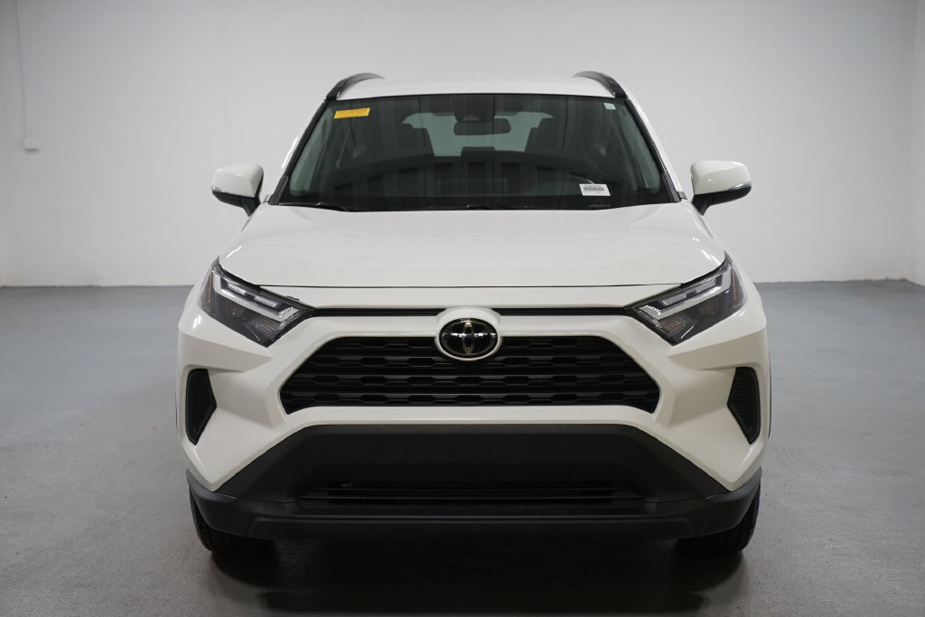 Certified 2025 Toyota RAV4 XLE FWD image 2