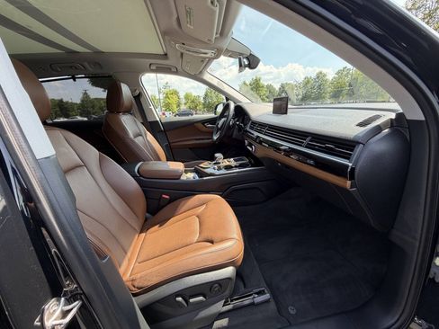 Used 2017 Audi Q7 3.0T Prestige AWD/4WD image 18