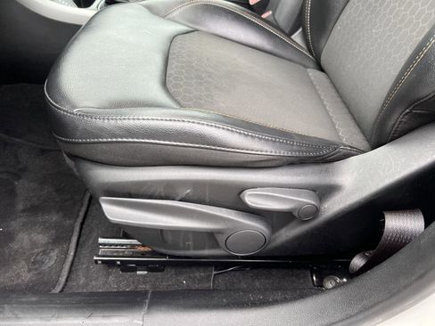 Used 2020 Jeep Compass Latitude image 12