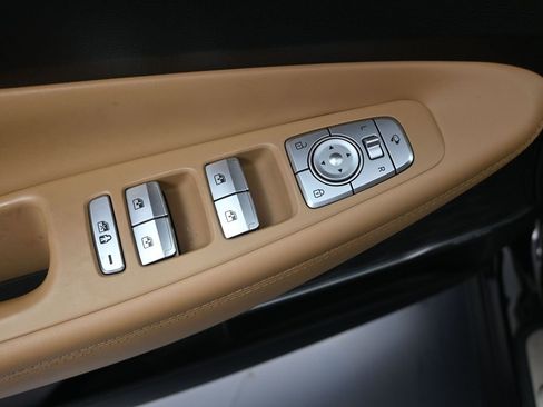 Used 2023 Hyundai Santa Fe Calligraphy image 11