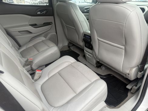 Used 2018 GMC Acadia SLT image 34