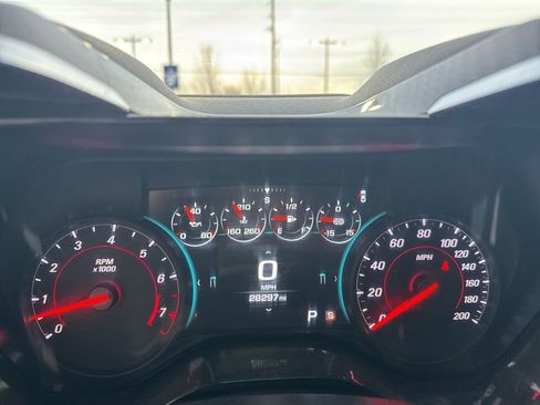 Used 2018 Chevrolet Camaro ZL1 image 10