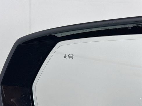 Used 2023 Chevrolet Tahoe RST image 15