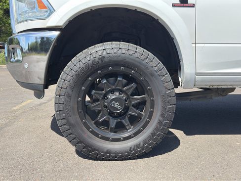 Used 2017 RAM 2500 Laramie AWD/4WD image 6