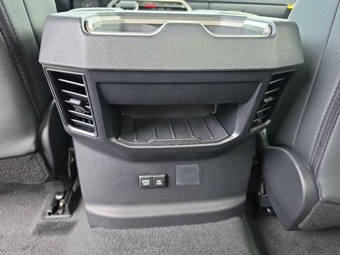 New 2026 Toyota Tundra SR5 AWD/4WD image 18