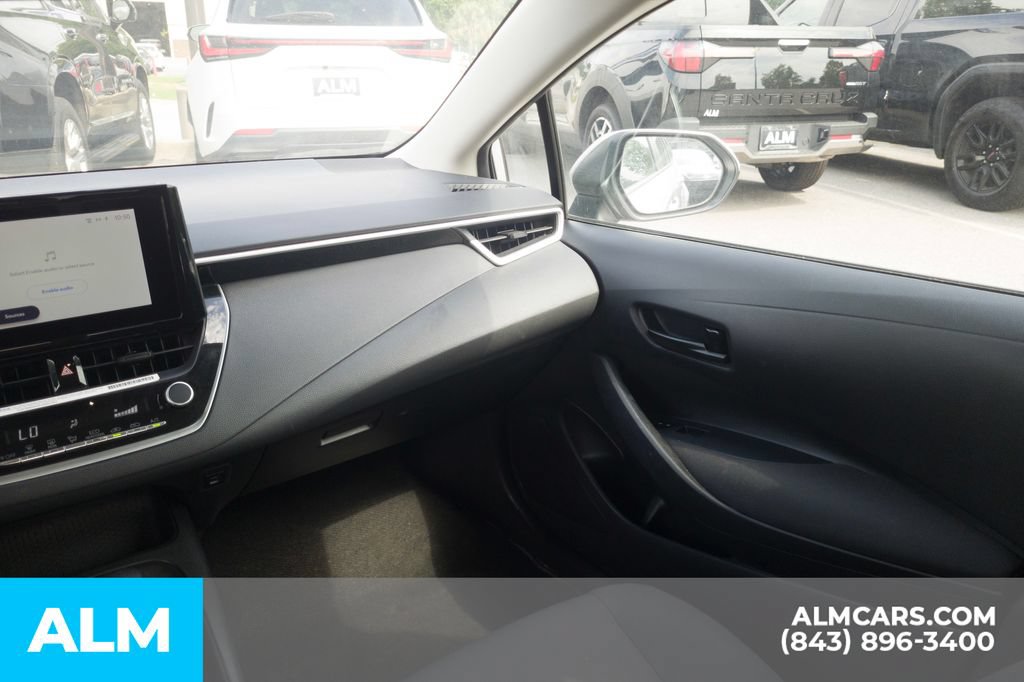 Used 2024 Toyota Corolla LE FWD image 18
