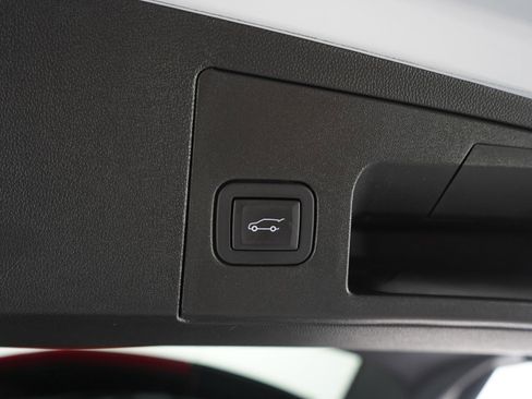 Used 2024 Cadillac XT5 Premium Luxury image 11