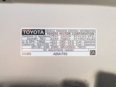 Used 2024 Toyota RAV4 XLE Premium w/ Weather Package AWD/4WD image 29