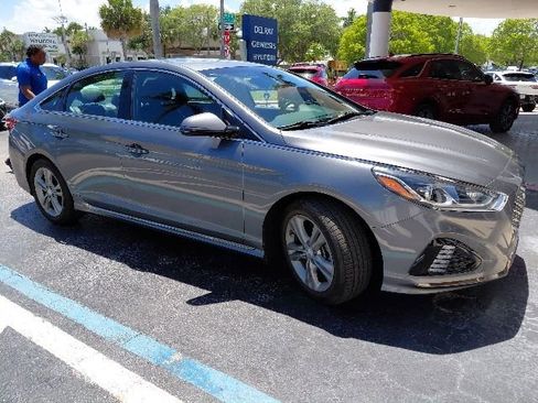 Used 2018 Hyundai Sonata Sport w/ Tech Package 05 FWD image 2