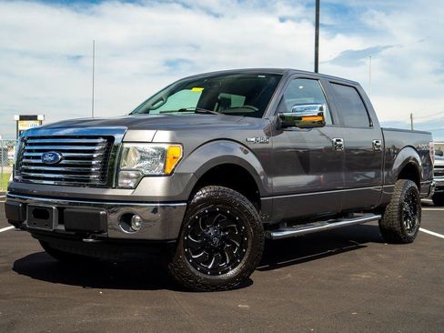 Used 2010 Ford F150 XLT AWD/4WD image 4