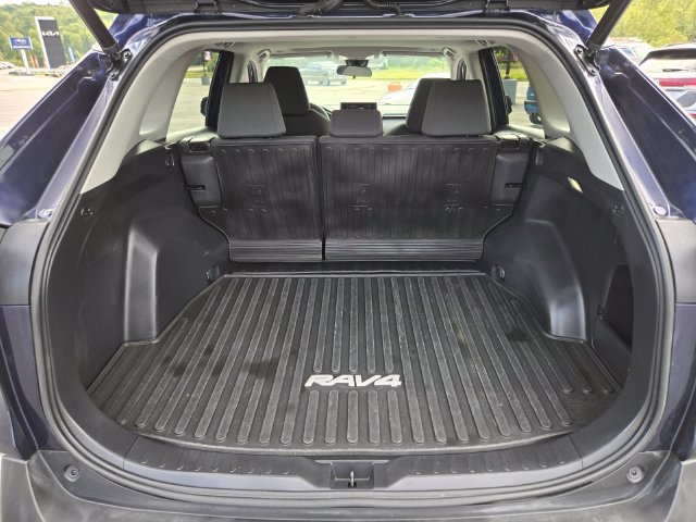 Used 2023 Toyota RAV4 XLE w/ Convenience Package AWD/4WD image 17